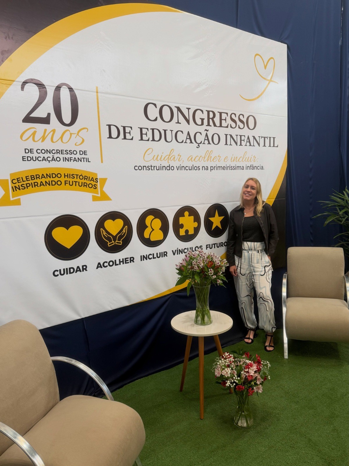 Fabiola no Congresso de Educação Infantil